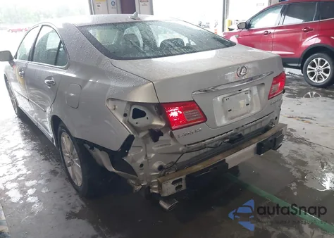 2010 Lexus Es 350 z USA, uszkodzony, nr VIN JTHBK1EG9A2356689